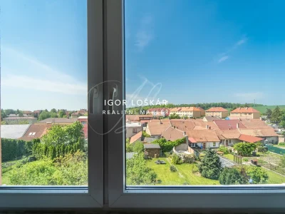 byt-1+1-balkon-zbysov-u-oslavan-sportovni-558-10-igor-loskar-realitni-makler