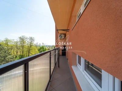 byt-1+1-balkon-zbysov-u-oslavan-sportovni-558-24-igor-loskar-realitni-makler