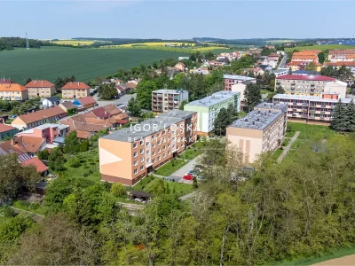 byt-1+1-balkon-zbysov-u-oslavan-sportovni-558-26-igor-loskar-realitni-makler