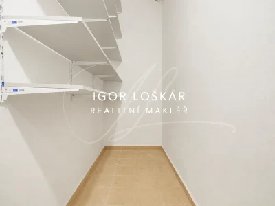 byt_3kk_terasa_balkon_brno_kamechy_ul_krepelci_igor_loskar_01
