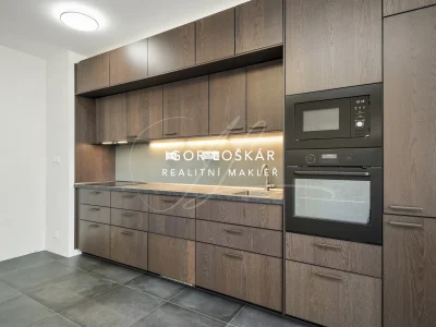 byt_3kk_terasa_balkon_brno_kamechy_ul_krepelci_igor_loskar_22