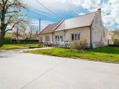 rodinny-dum-rd-korycany-687-01-igor-loskar-realitni-makler