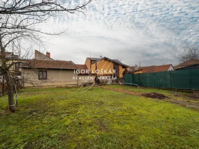 rodinny-dum-rd-se-zahradou-bucovice-csl-armady-9-22-igor-loskar-realitni-makler