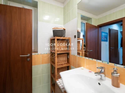 rodinny-dum-rd-se-zahradou-kurim-na-zahradkach-783-15-igor-loskar-realitni-makler