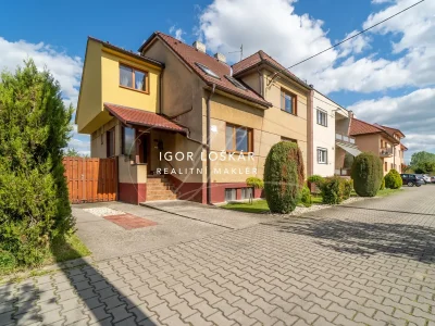 rodinny-dum-rd-se-zahradou-uherske-hradiste-tyrsova-1567-49-igor-loskar-realitni-makler